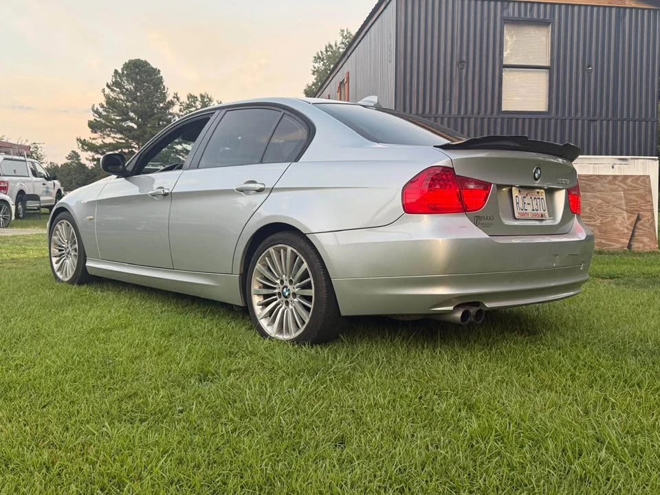 2011 BMW E90 3 Series Sedan - Image 5 of 7