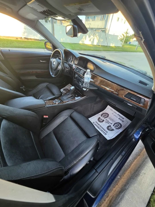 2011 BMW E90 3 Series Sedan - Image 9 of 14