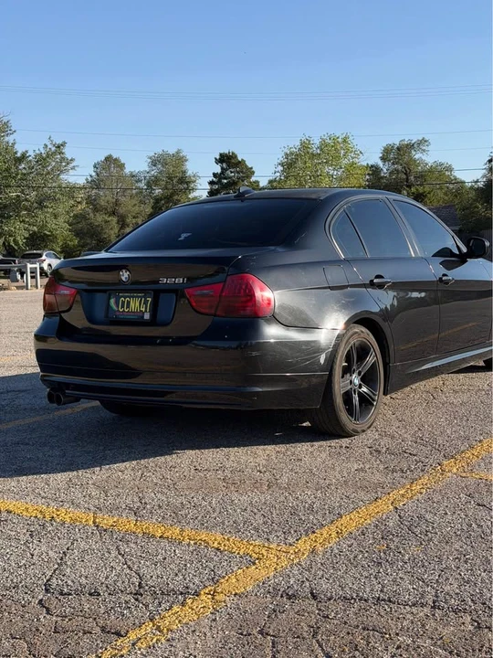 2011 BMW E90 3 Series Sedan - Image 3 of 12