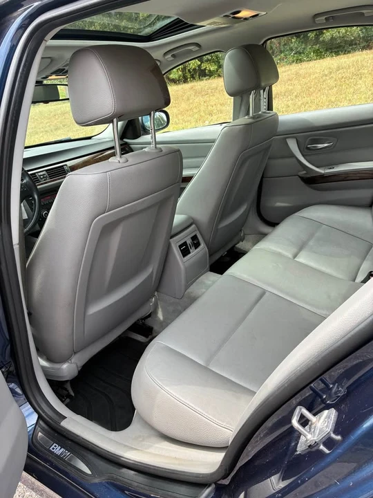 2011 BMW E90 3 Series Sedan - Image 6 of 7