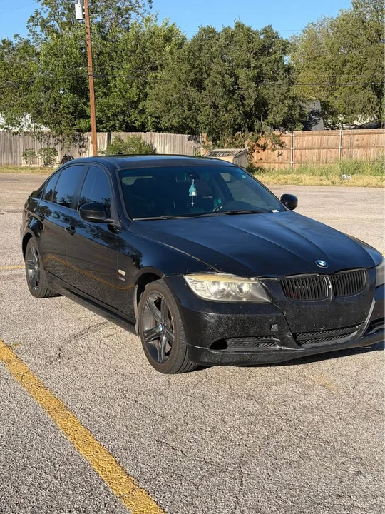 2011 BMW E90 3 Series Sedan - Image 5 of 12