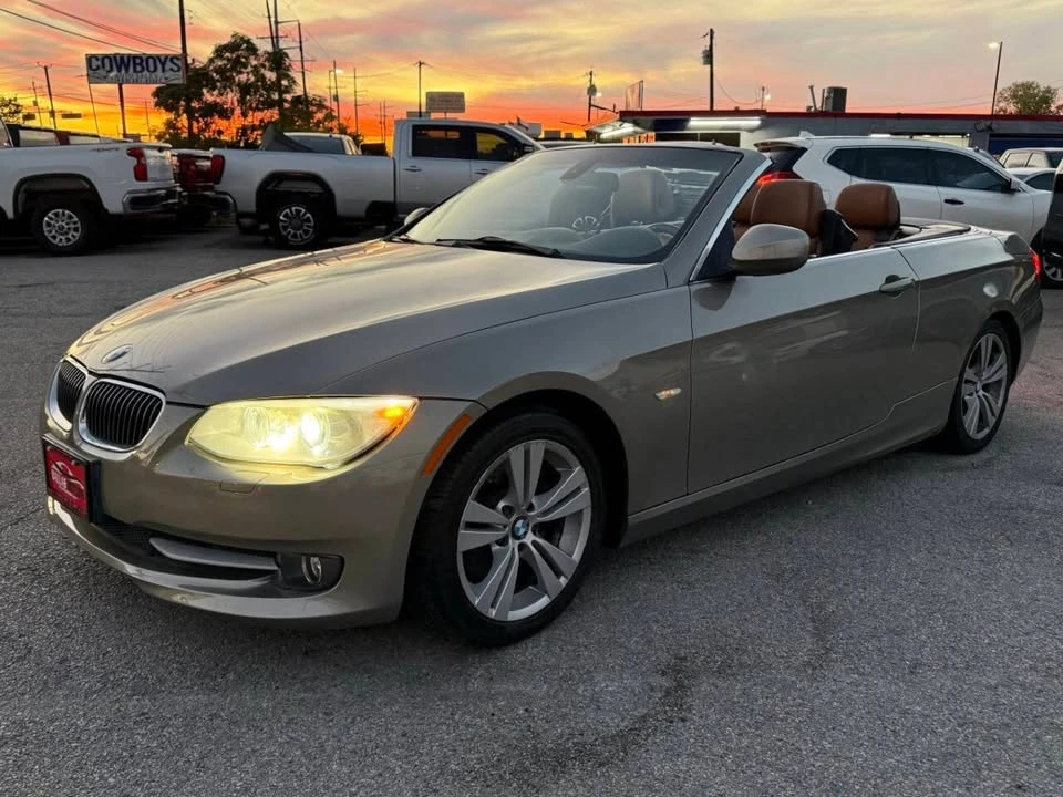2011 BMW E93 3 Series Convertible - Image 9 of 20