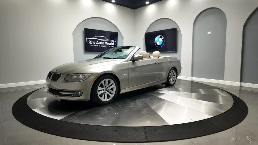 2011 BMW E93 3 Series Convertible - Image 2 of 12