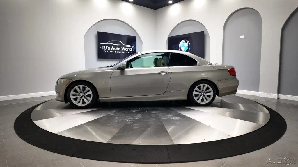 2011 BMW E93 3 Series Convertible - Image 10 of 12