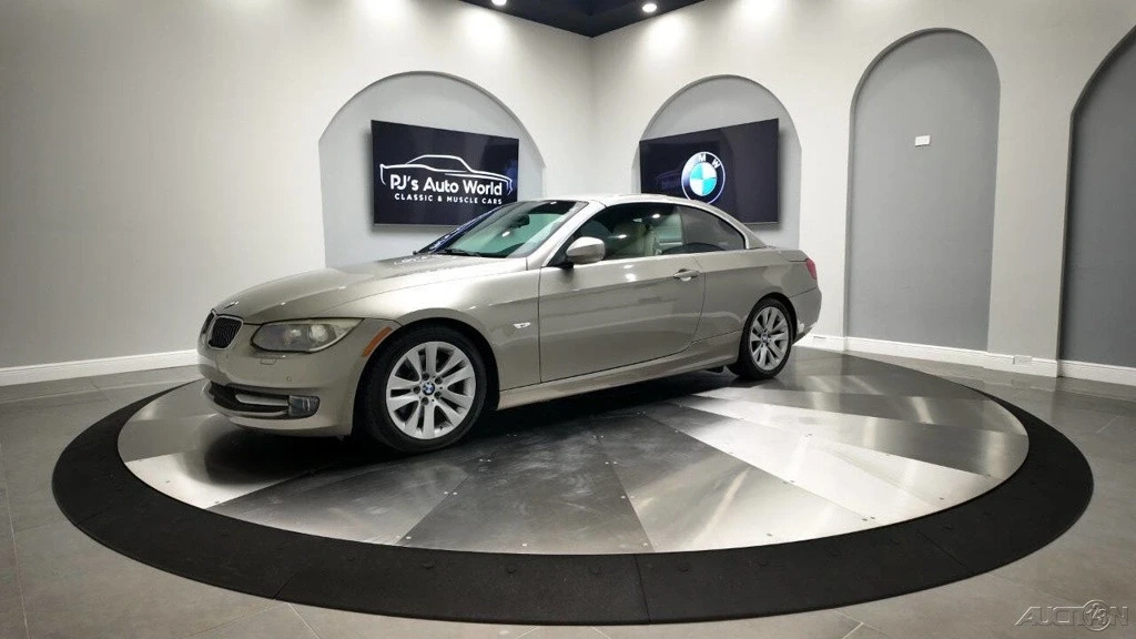 2011 BMW E93 3 Series Convertible - Image 9 of 21