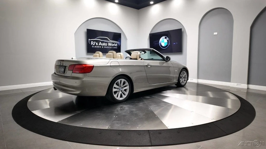 2011 BMW E93 3 Series Convertible - Image 8 of 21