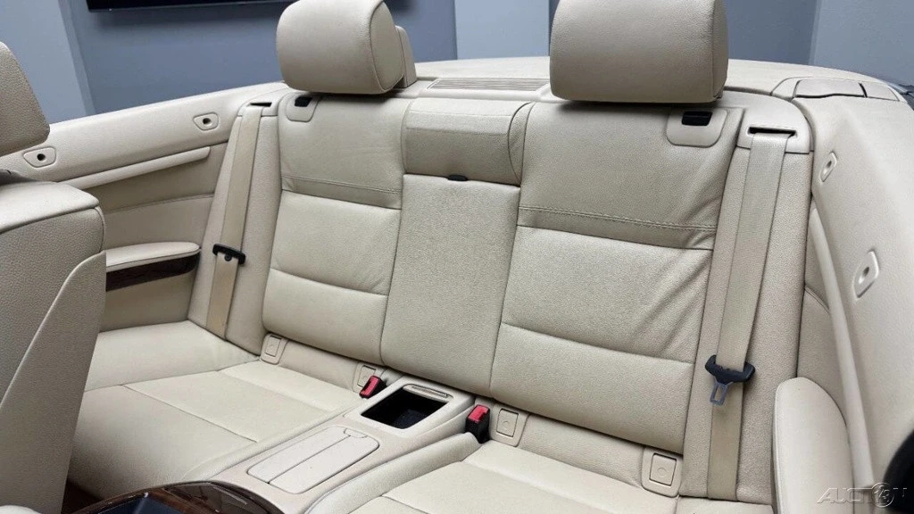 2011 BMW E93 3 Series Convertible - Image 5 of 21