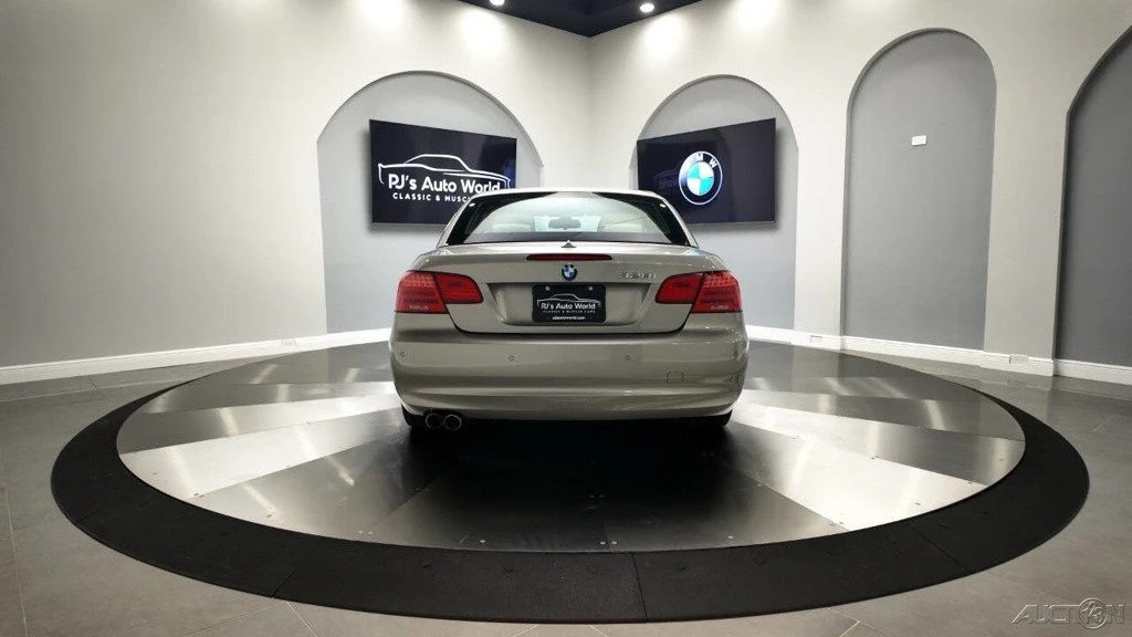 2011 BMW E93 3 Series Convertible - Image 12 of 21