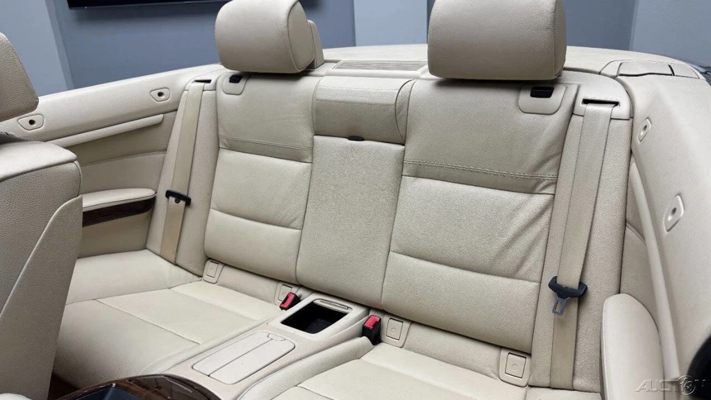 2011 BMW E93 3 Series Convertible - Image 5 of 12