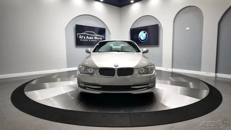 2011 BMW E93 3 Series Convertible - Image 16 of 21