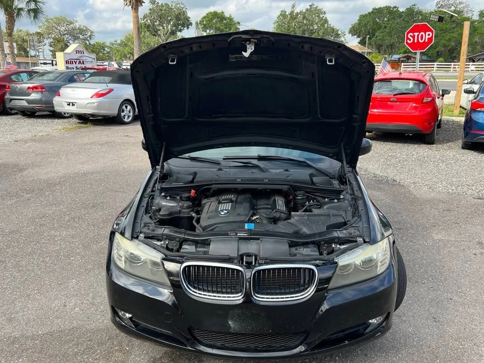 2011 BMW E90 3 Series Sedan - Image 14 of 20
