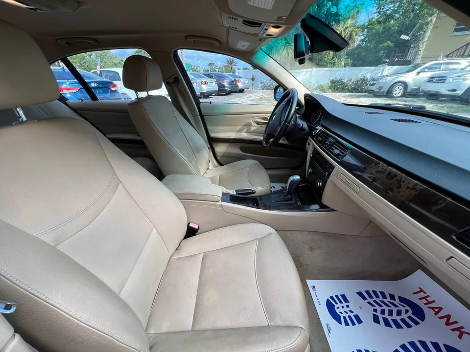 2011 BMW E90 3 Series Sedan - Image 7 of 20