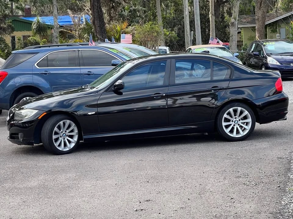 2011 BMW E90 3 Series Sedan - Image 5 of 20