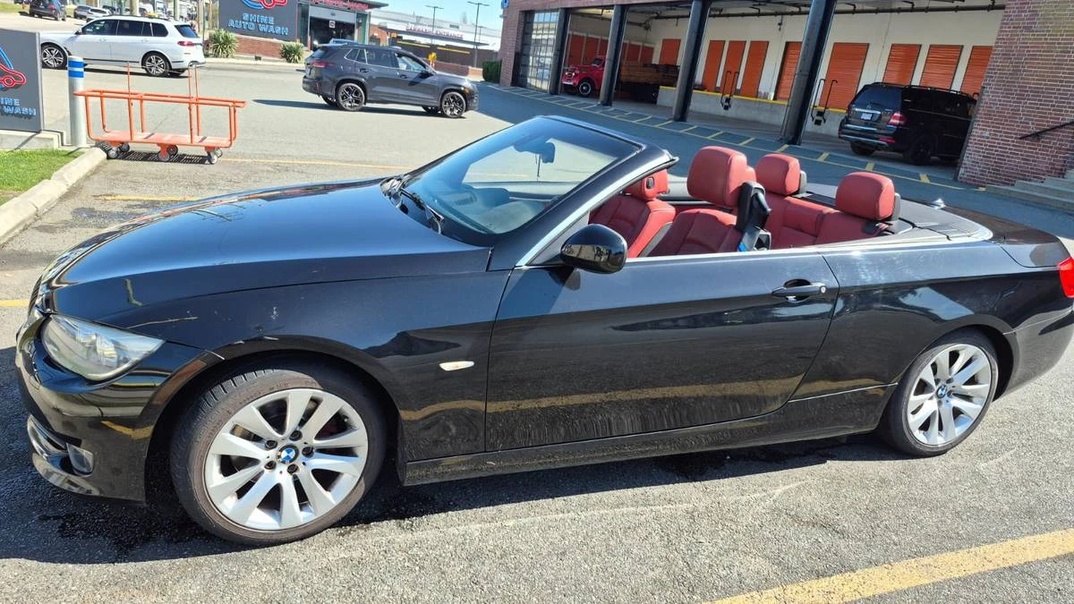 2011 BMW E93 3 Series Convertible - Image 2 of 23