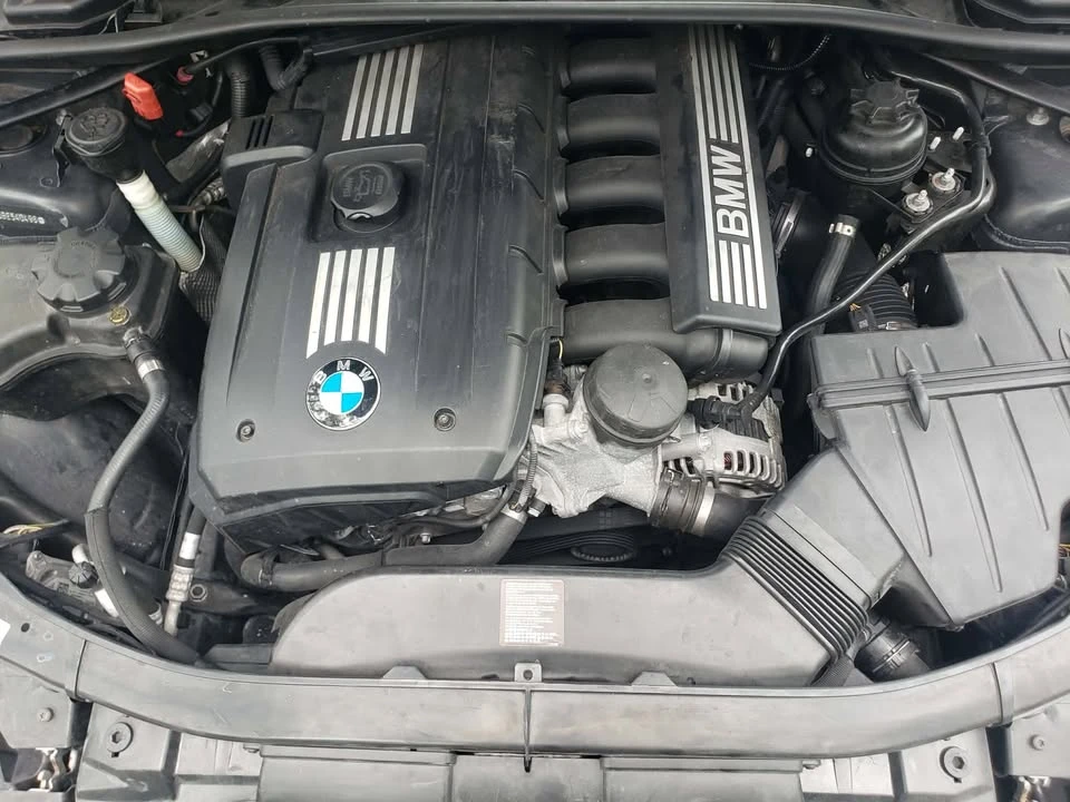 2011 BMW E93 3 Series Convertible - Image 12 of 12