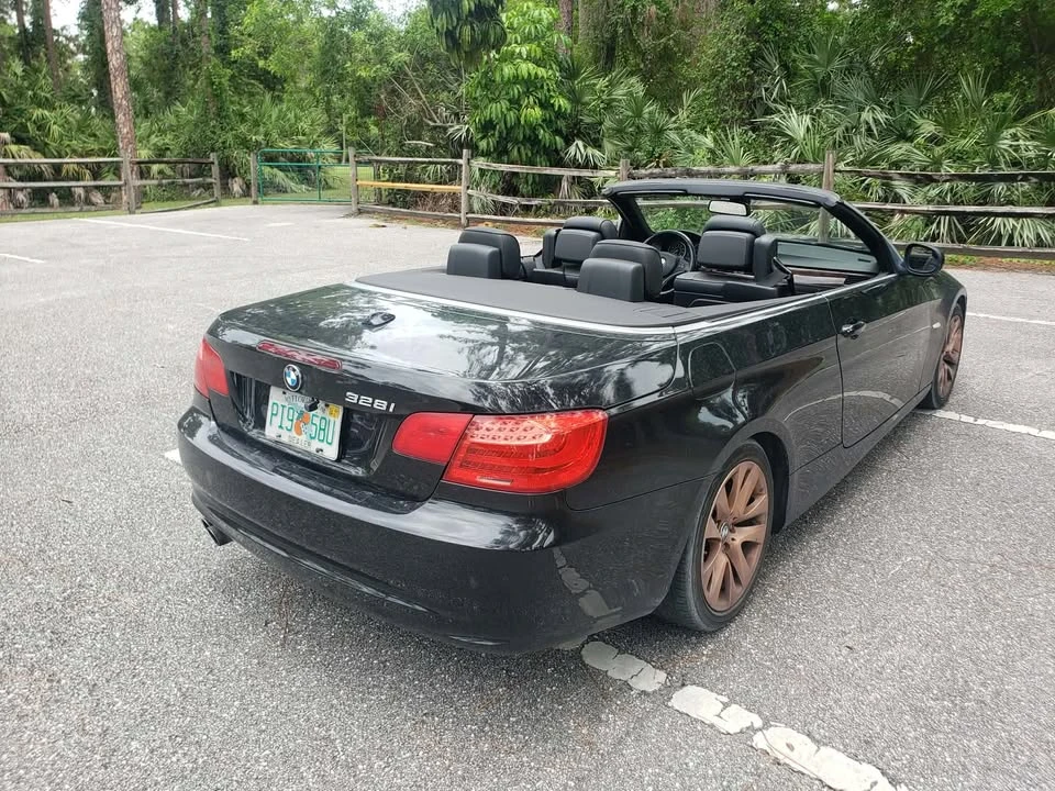 2011 BMW E93 3 Series Convertible - Image 7 of 12