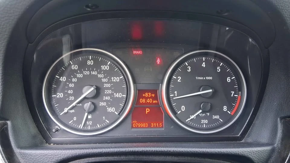 2011 BMW E93 3 Series Convertible - Image 12 of 13