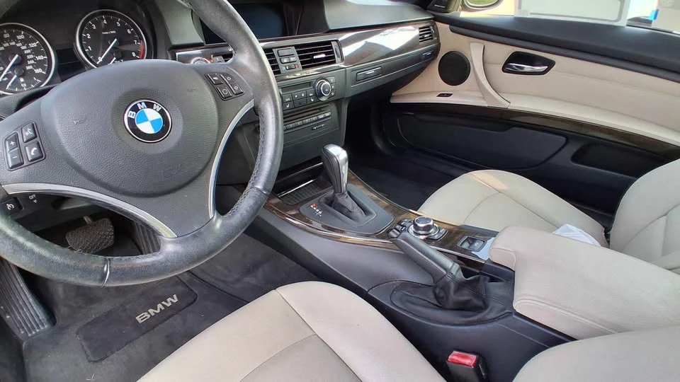 2011 BMW E93 3 Series Convertible - Image 13 of 13