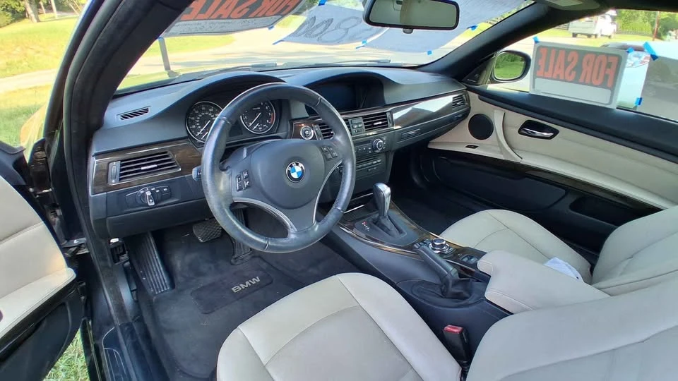 2011 BMW E93 3 Series Convertible - Image 6 of 13