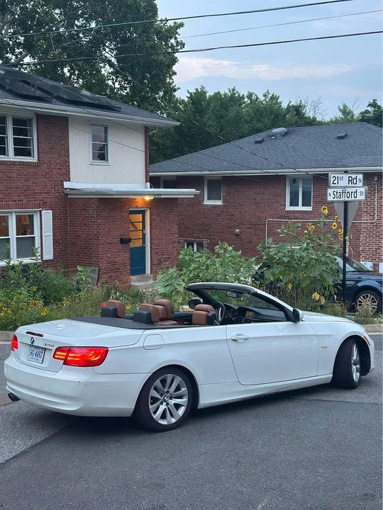 2011 BMW E93 3 Series Convertible - Image 6 of 17