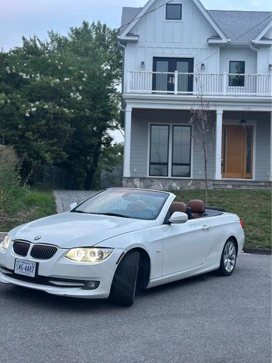 2011 BMW E93 3 Series Convertible - Image 3 of 17