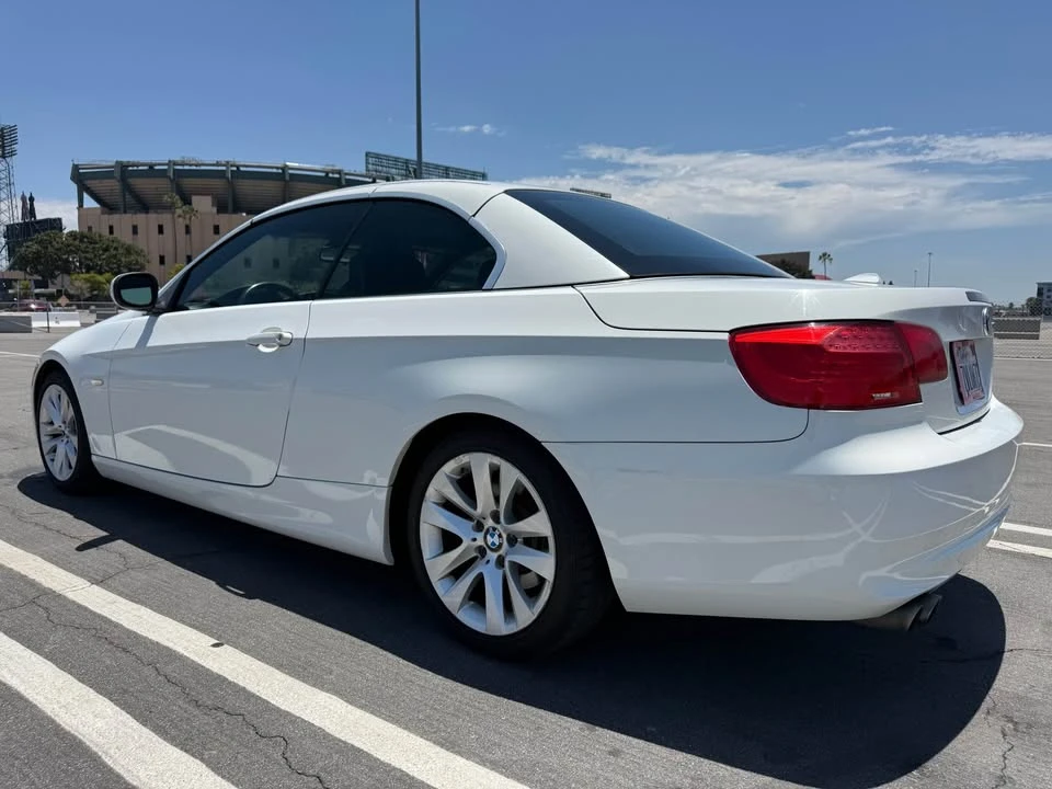 2011 BMW E93 3 Series Convertible - Image 4 of 14