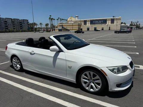 2011 BMW 3 Series 328i Convertible 2D
