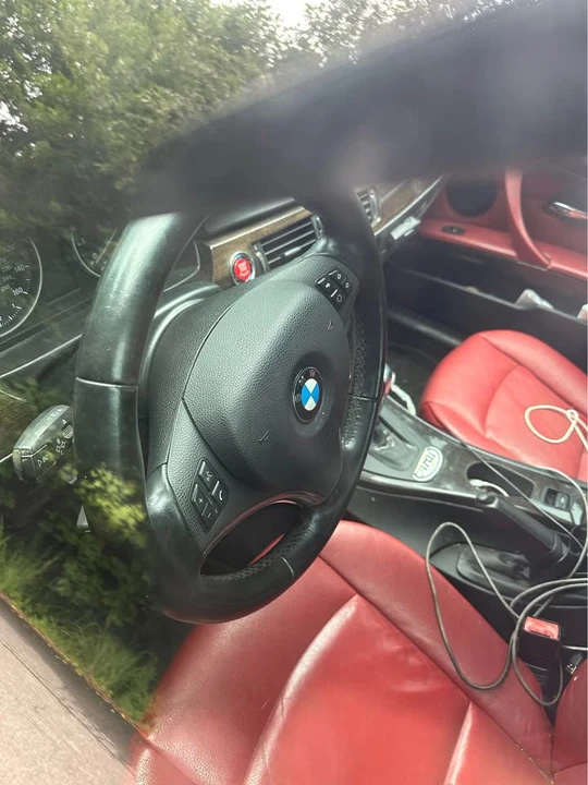 2011 BMW E93 3 Series Convertible - Image 8 of 8