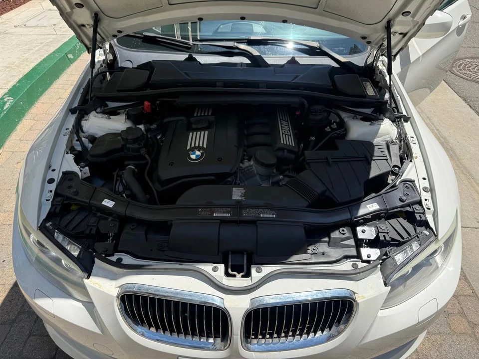 2011 BMW E93 3 Series Convertible - Image 14 of 14