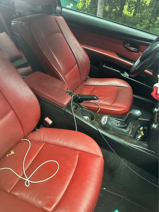 2011 BMW E93 3 Series Convertible - Image 7 of 8