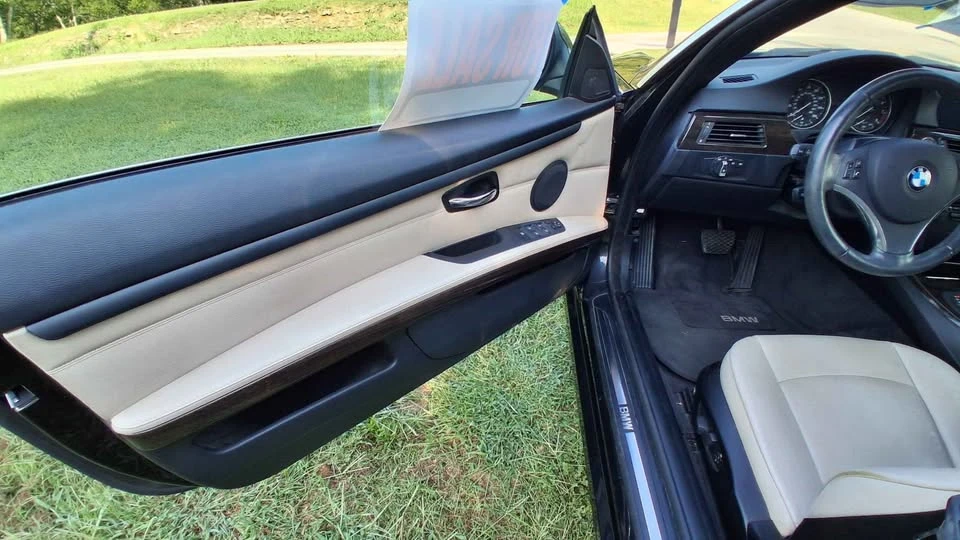 2011 BMW E93 3 Series Convertible - Image 7 of 13