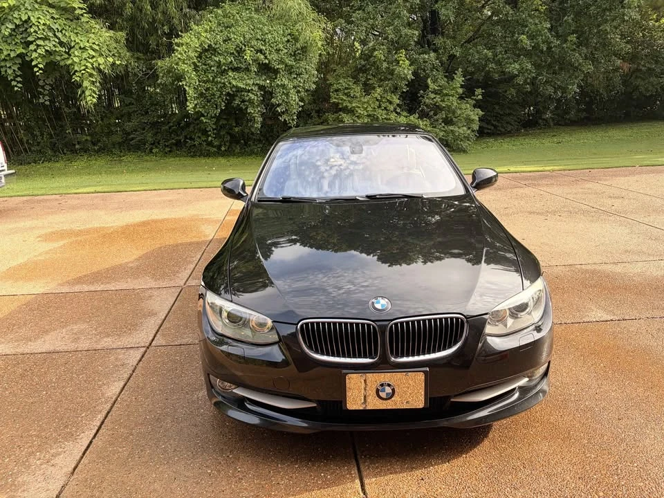2011 BMW E93 3 Series Convertible - Image 2 of 13
