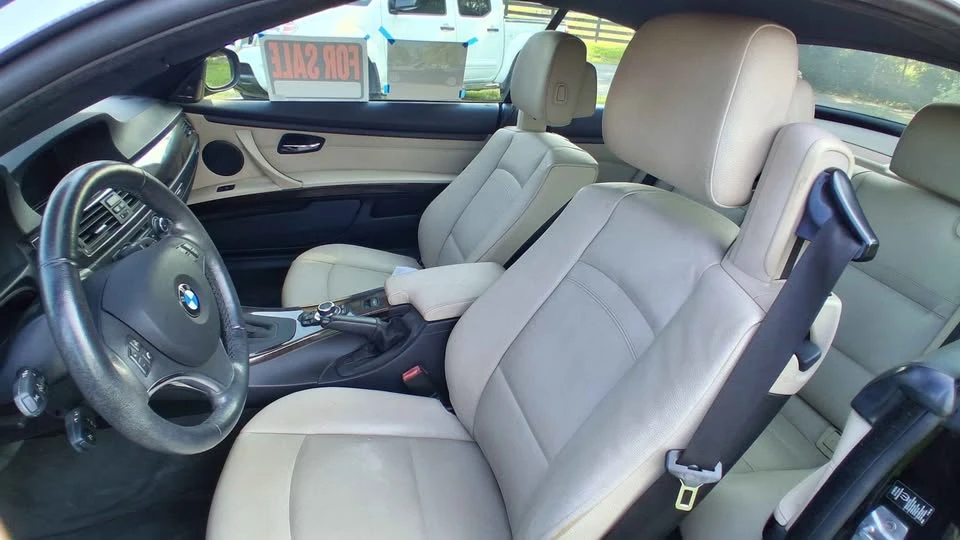 2011 BMW E93 3 Series Convertible - Image 8 of 13