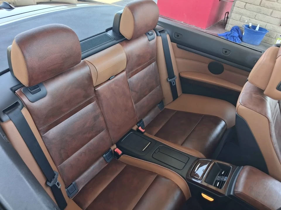 2011 BMW E93 3 Series Convertible - Image 12 of 20
