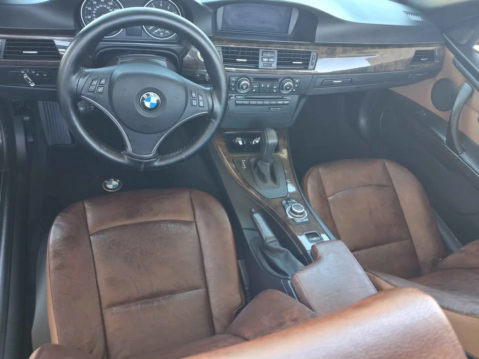 2011 BMW E93 3 Series Convertible - Image 10 of 20
