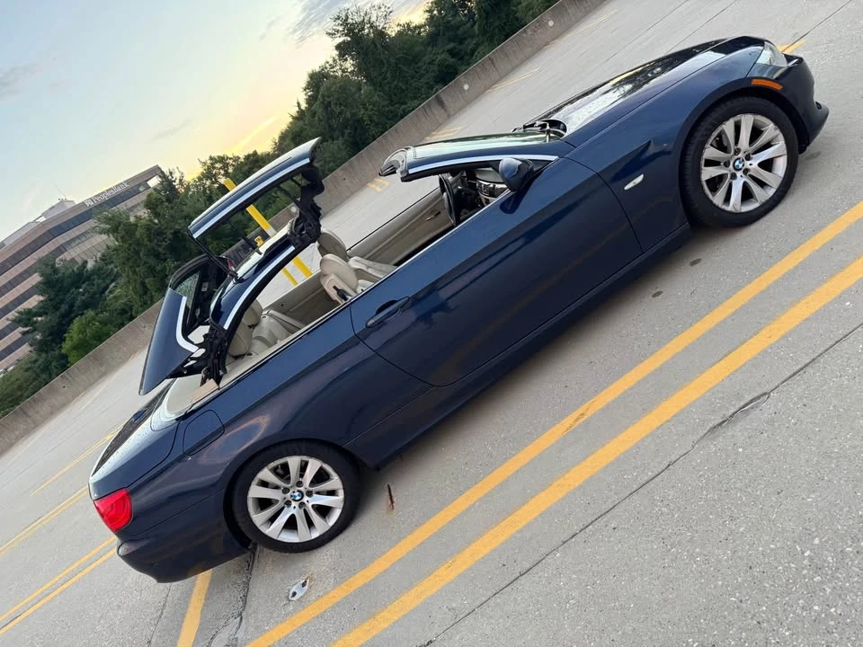 2011 BMW E93 3 Series Convertible - Image 2 of 20