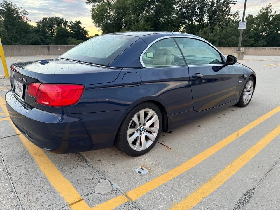2011 BMW E93 3 Series Convertible - Image 8 of 20