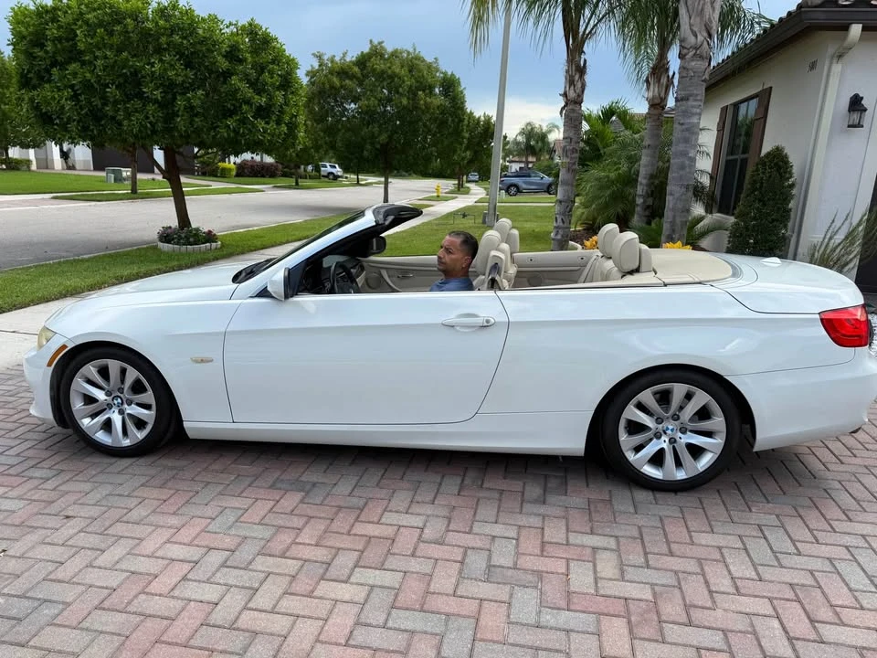 2011 BMW E93 3 Series Convertible - Image 5 of 7