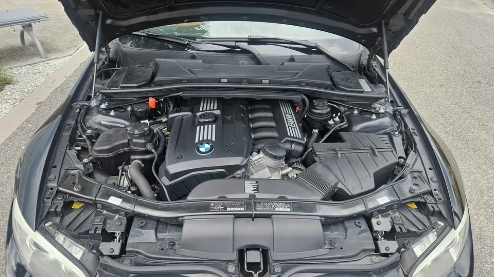 2011 BMW E93 3 Series Convertible - Image 11 of 11