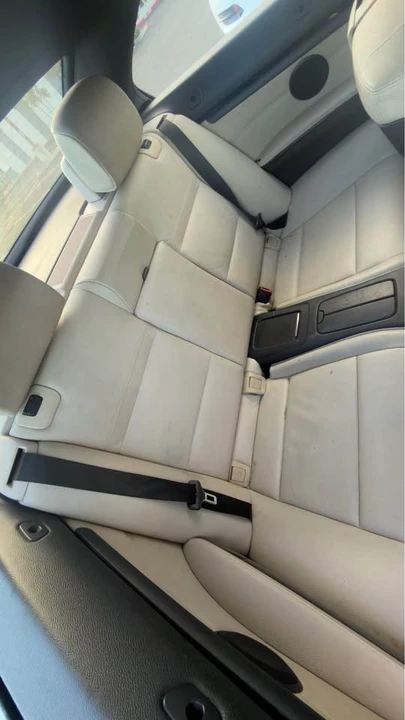 2011 BMW E93 3 Series Convertible - Image 9 of 10