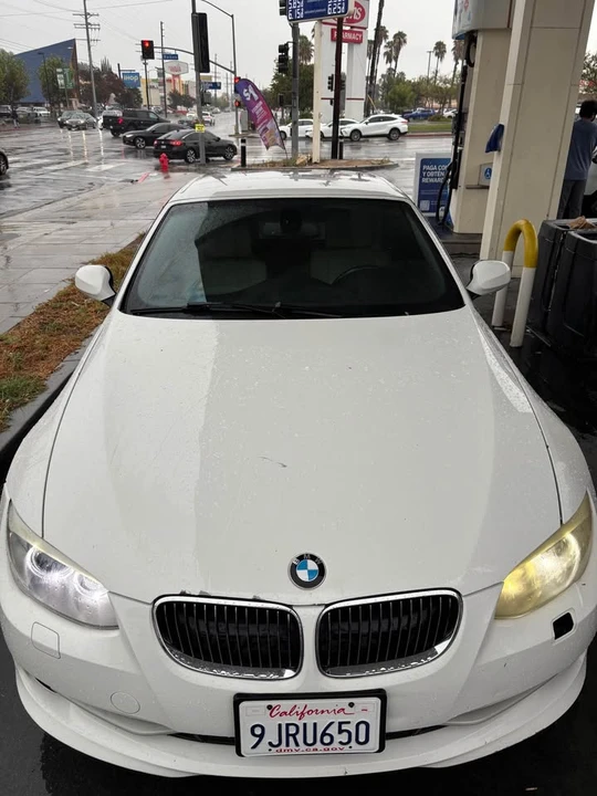 2011 BMW E93 3 Series Convertible - Image 3 of 13