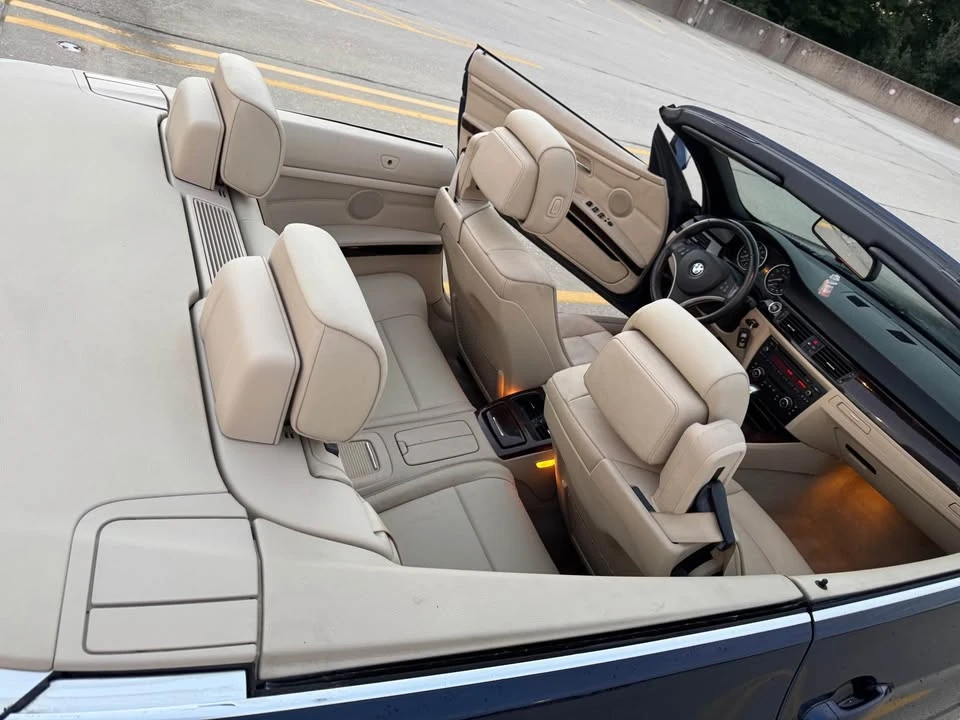 2011 BMW E93 3 Series Convertible - Image 14 of 20