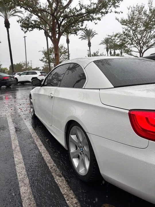 2011 BMW E93 3 Series Convertible - Image 2 of 13