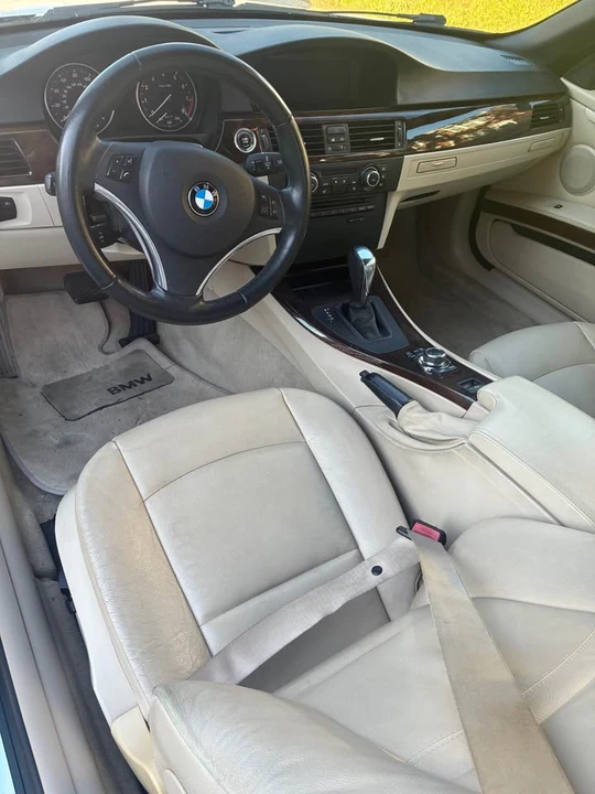 2011 BMW E93 3 Series Convertible - Image 3 of 7
