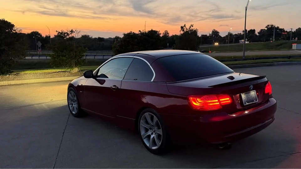 2011 BMW E93 3 Series Convertible - Image 7 of 10