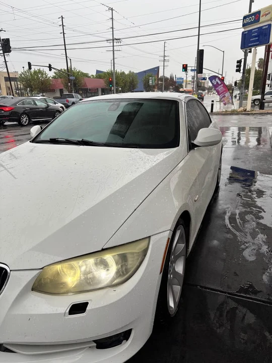 2011 BMW E93 3 Series Convertible - Image 5 of 13