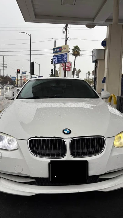 2011 BMW E93 3 Series Convertible - Image 12 of 13