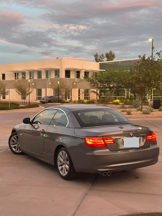 2011 BMW E93 3 Series Convertible - Image 4 of 18