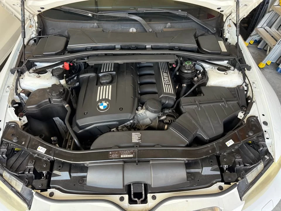 2011 BMW E93 3 Series Convertible - Image 7 of 7
