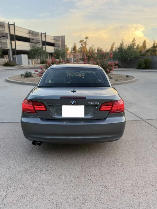 2011 BMW E93 3 Series Convertible - Image 13 of 19